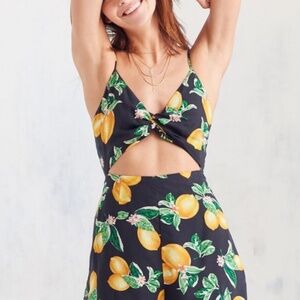 Urban Outfitter Kimchi Blue Lemon Romper Size 2 XS